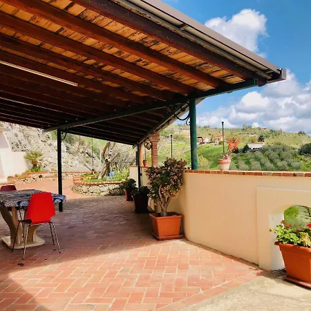 Tenuta La Puntara Holiday home Caltanissetta