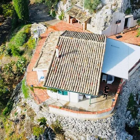 Tenuta La Puntara Holiday home *